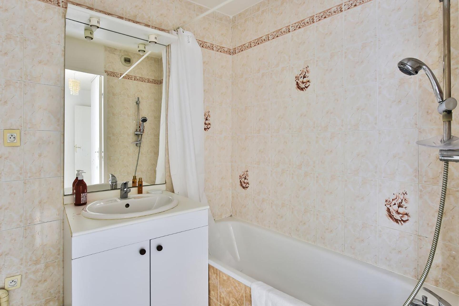 Appartement Soyeux De La Bruyere/ Grenoble*Parking Gratuit Extérieur photo